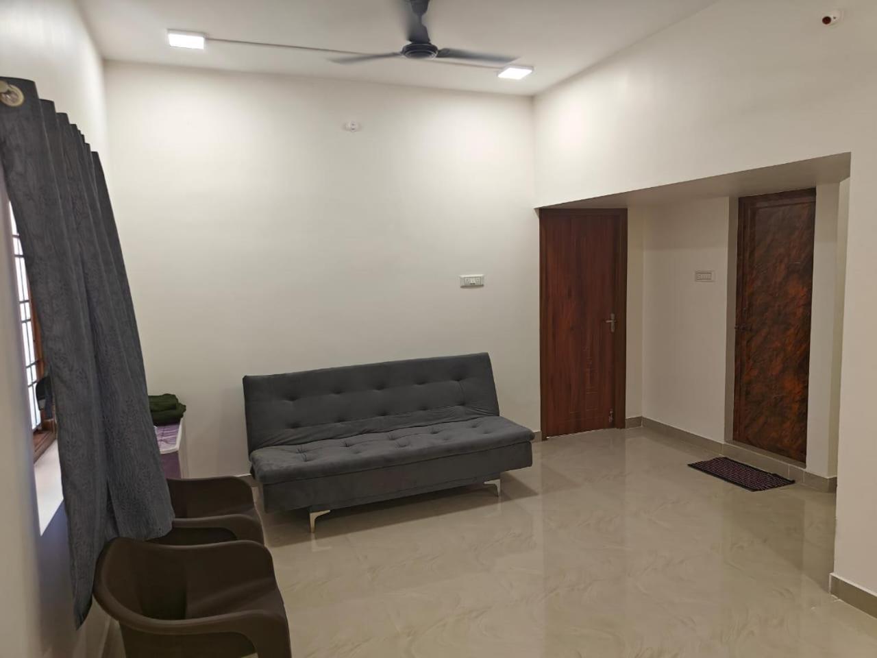 Thirunallar Heaven Homes Tirunallar Zewnętrze zdjęcie